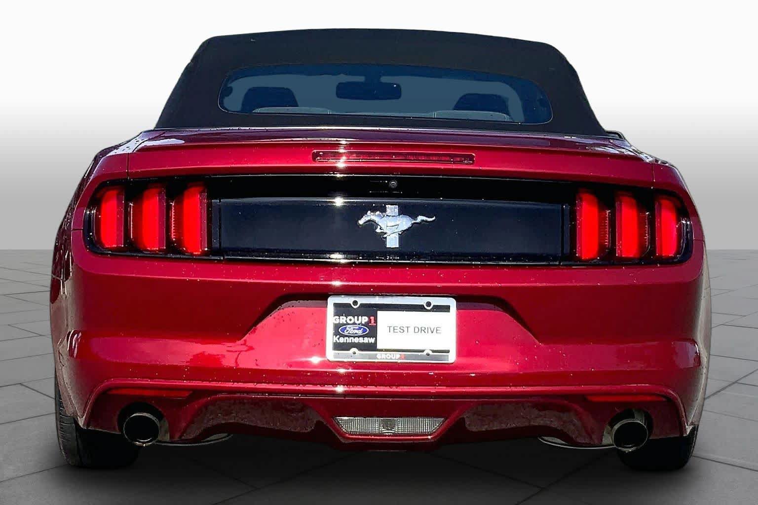 Used 2015 Ford Mustang Convertible w/ Equipment Group 051A RWD image 4