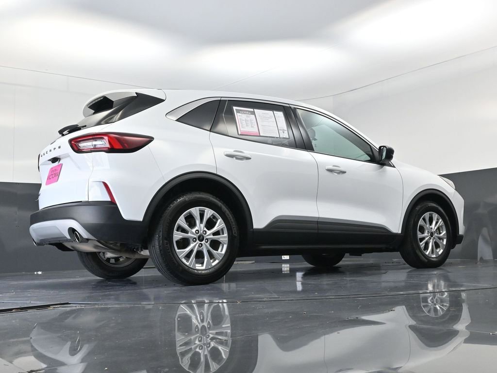 Used 2023 Ford Escape Active image 18