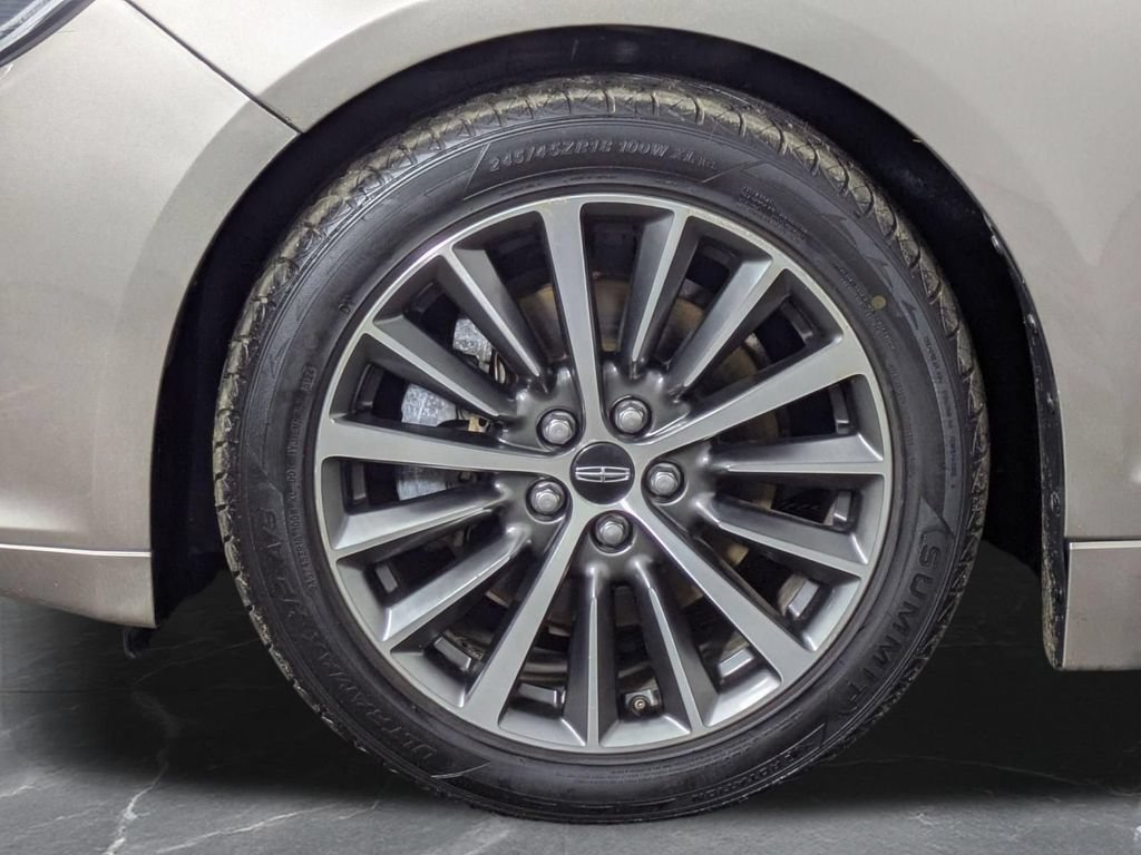 Used 2018 Lincoln MKZ Premiere FWD image 30