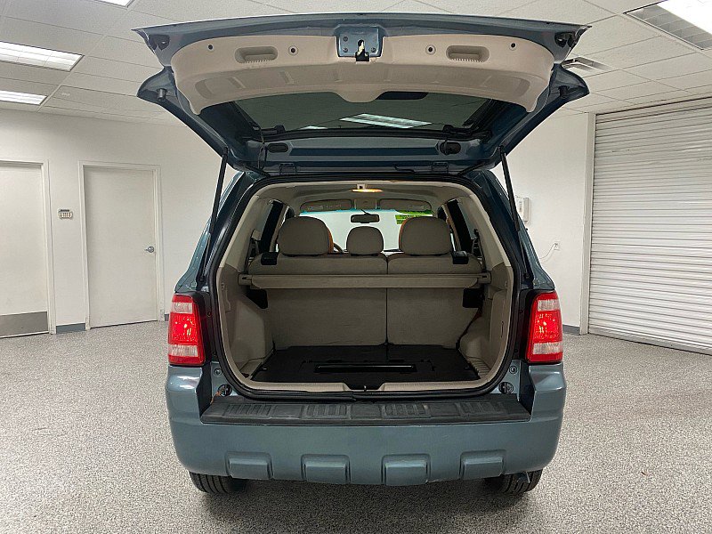 Used 2010 Ford Escape XLT image 19