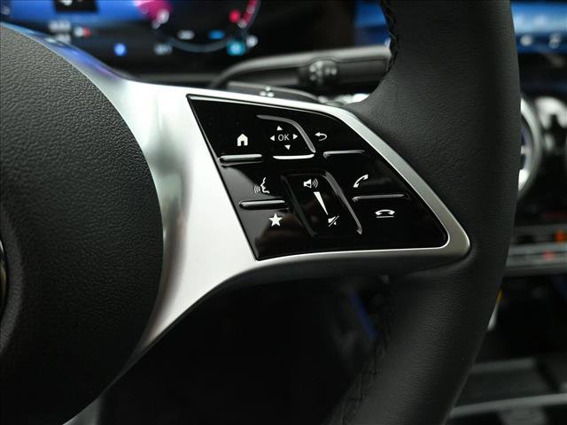 New 2026 Mercedes-Benz GLB 250 4MATIC image 13