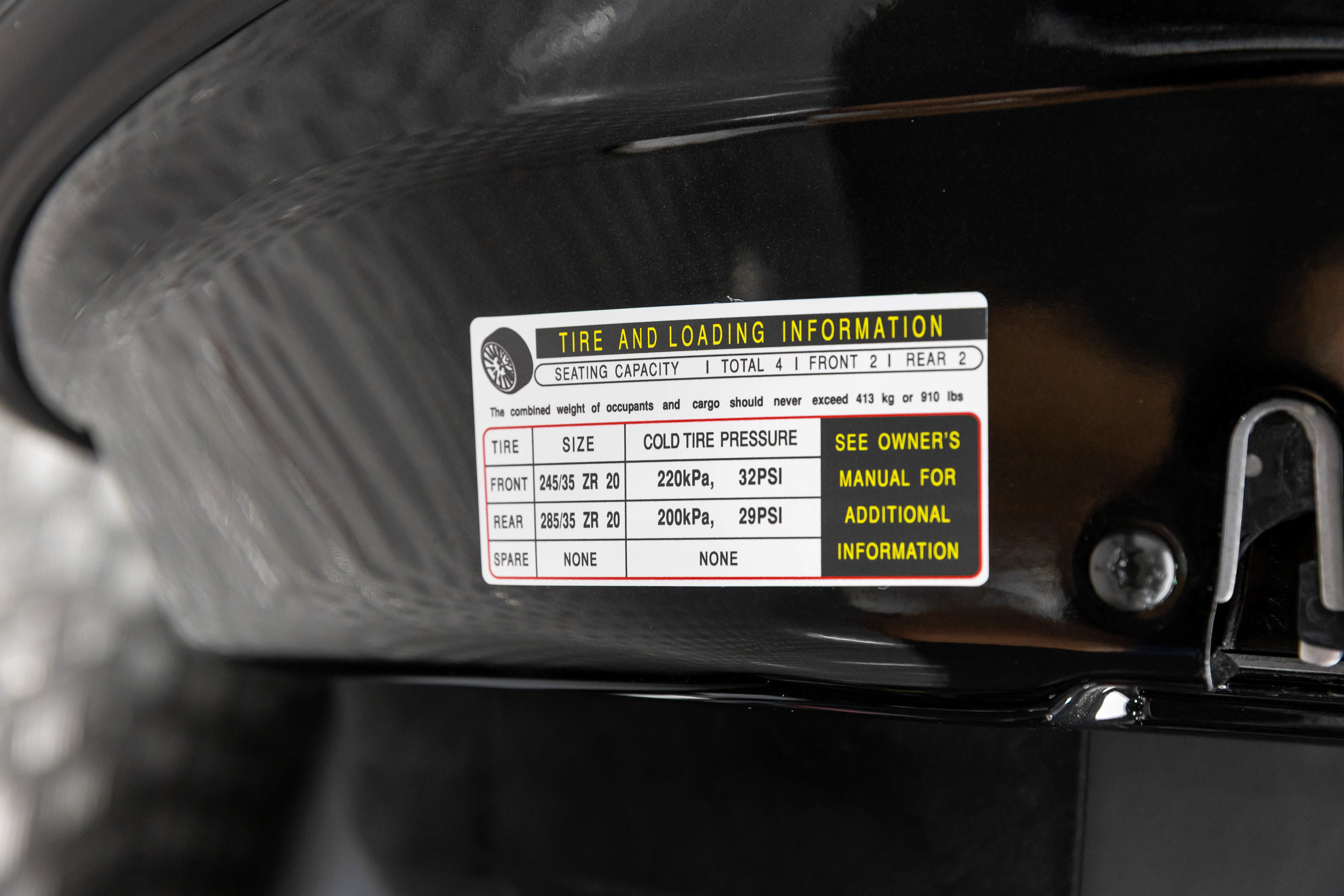 Used 2025 Ferrari Roma Spider RWD image 50