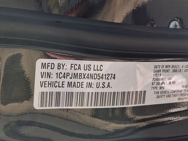 Used 2022 Jeep Cherokee Trailhawk w/ Technology Group B AWD/4WD image 28