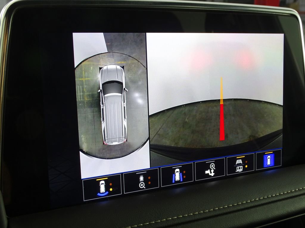 Used 2022 GMC Yukon SLT w/ SLT Luxury Package image 8