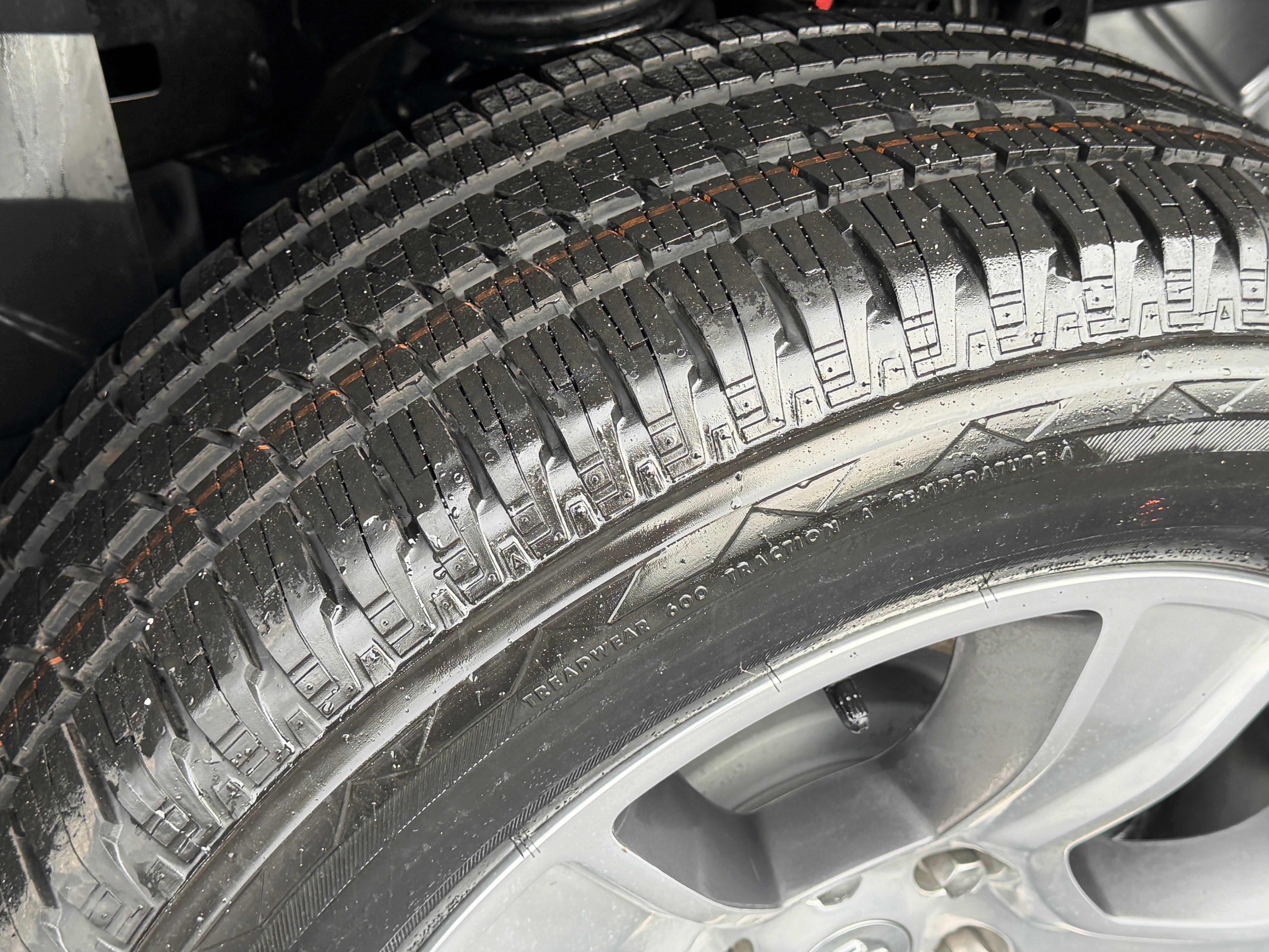 New 2026 RAM 1500 Express image 16