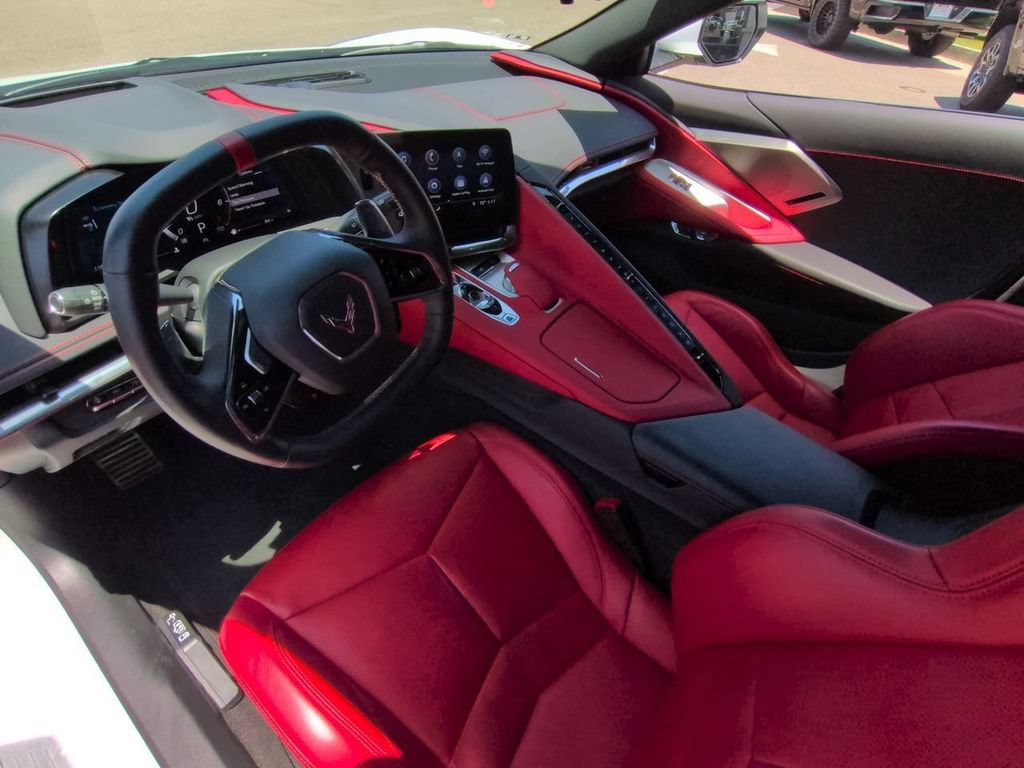 Used 2020 Chevrolet Corvette Stingray Preferred Cpe w/ 2LT Preferred Equipment Group RWD image 21
