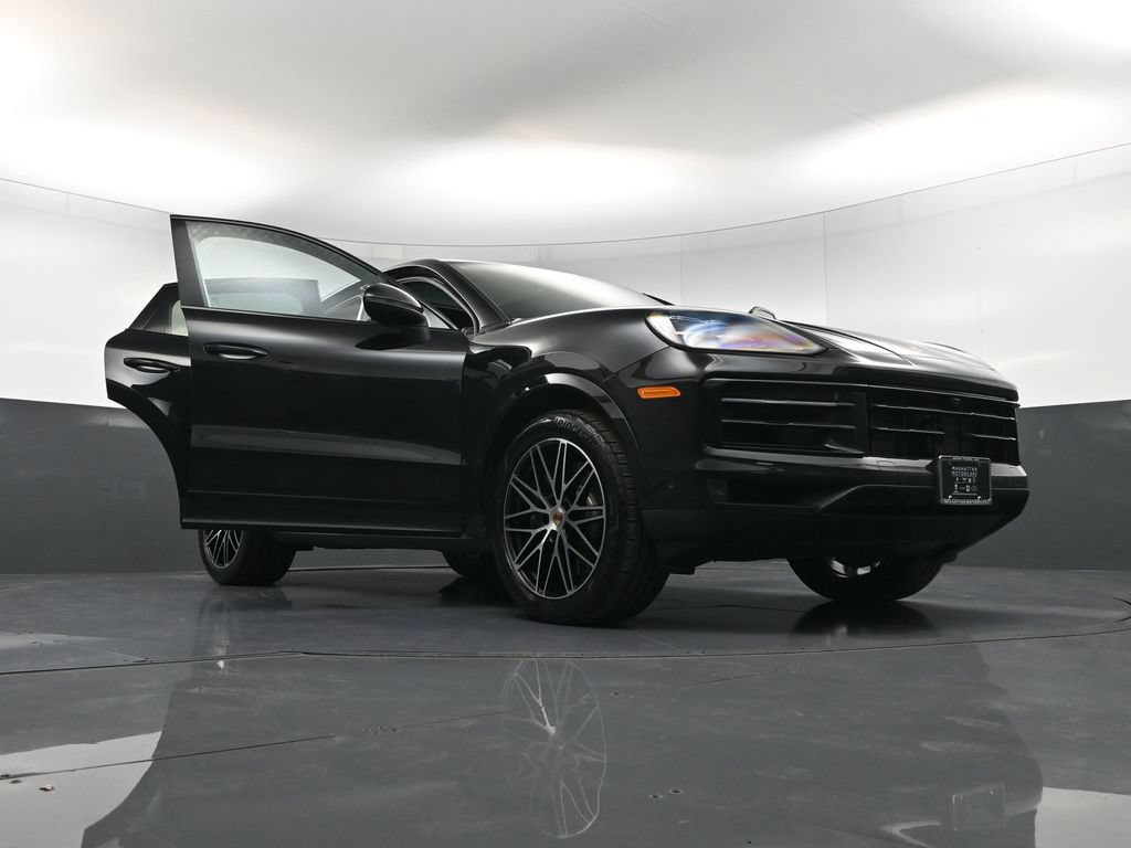 Certified 2026 Porsche Cayenne E-Hybrid Coupe AWD/4WD image 36