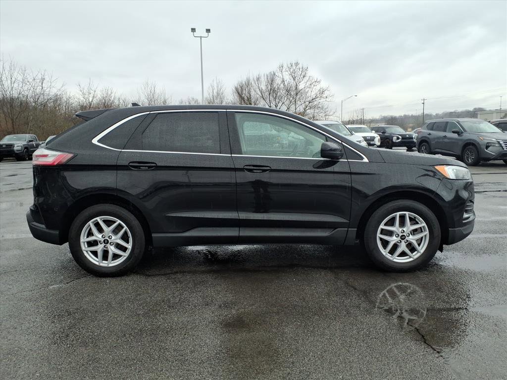 Used 2023 Ford Edge SEL AWD/4WD image 14