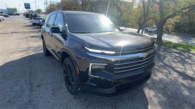 New 2026 Chevrolet Traverse LT w/ Driver Confidence Package image 4
