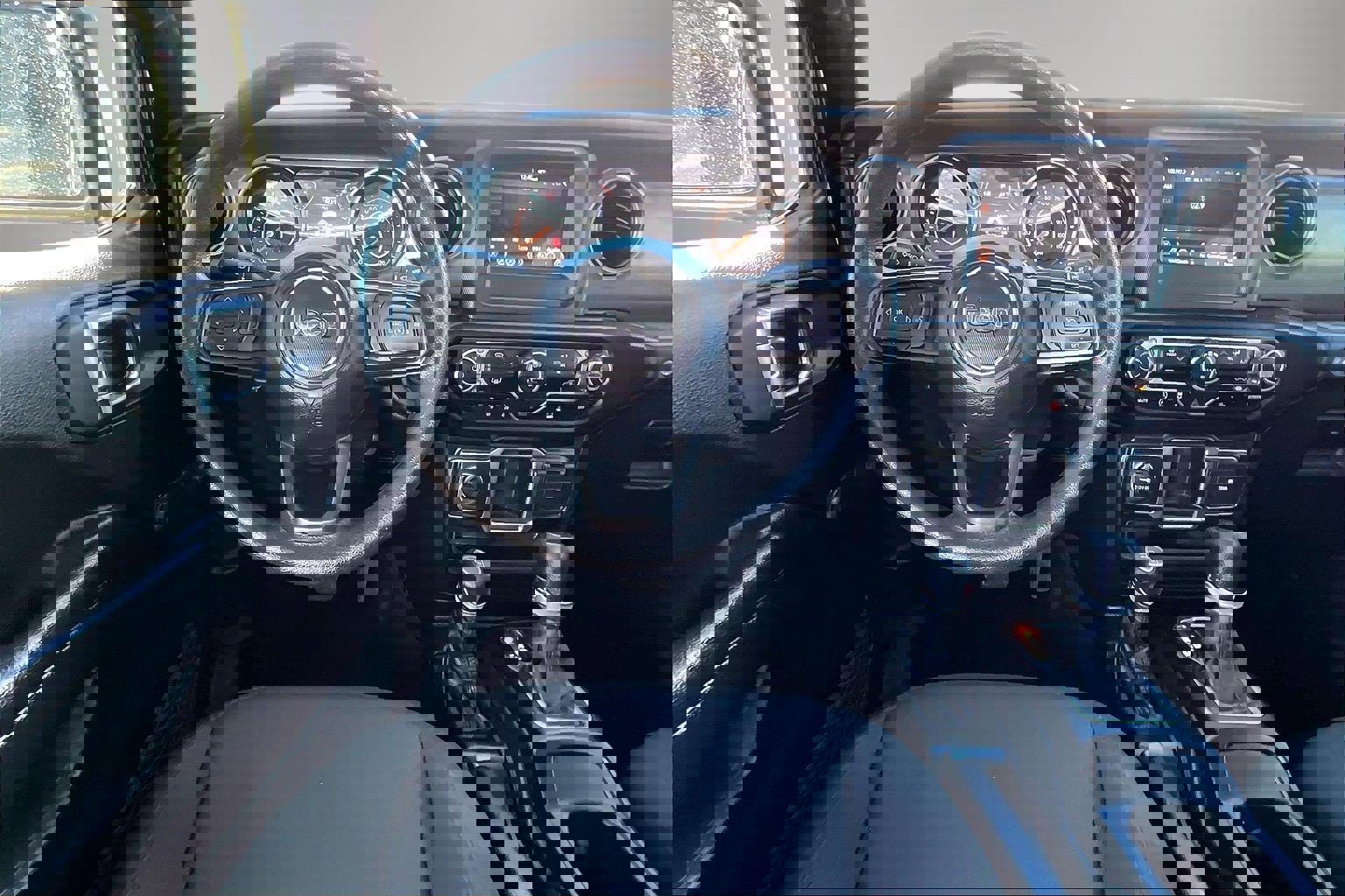 Used 2023 Jeep Gladiator Sport image 9