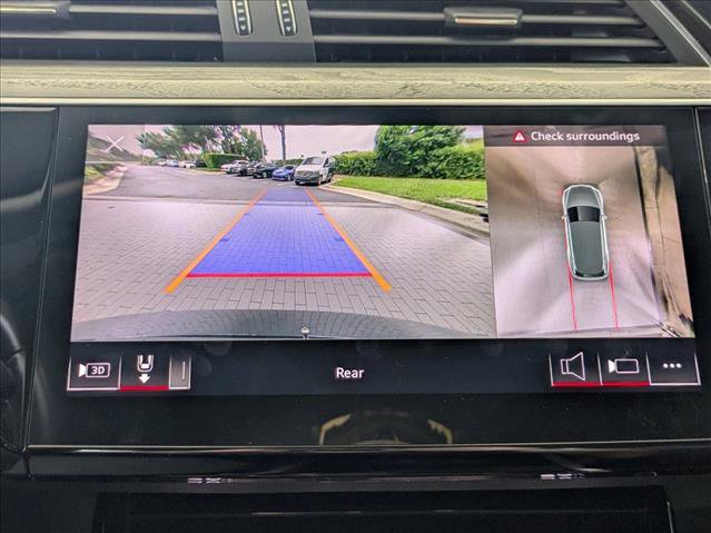 Used 2021 Audi e-tron Premium w/ Convenience Plus Package AWD/4WD image 13