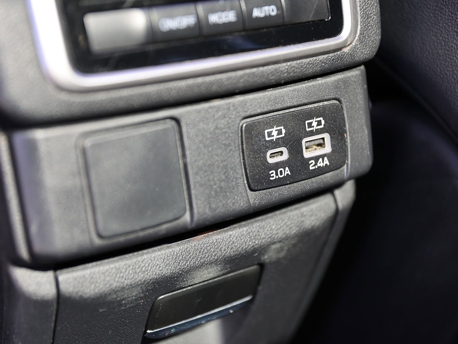 Used 2023 Subaru Ascent Onyx Edition AWD/4WD image 25