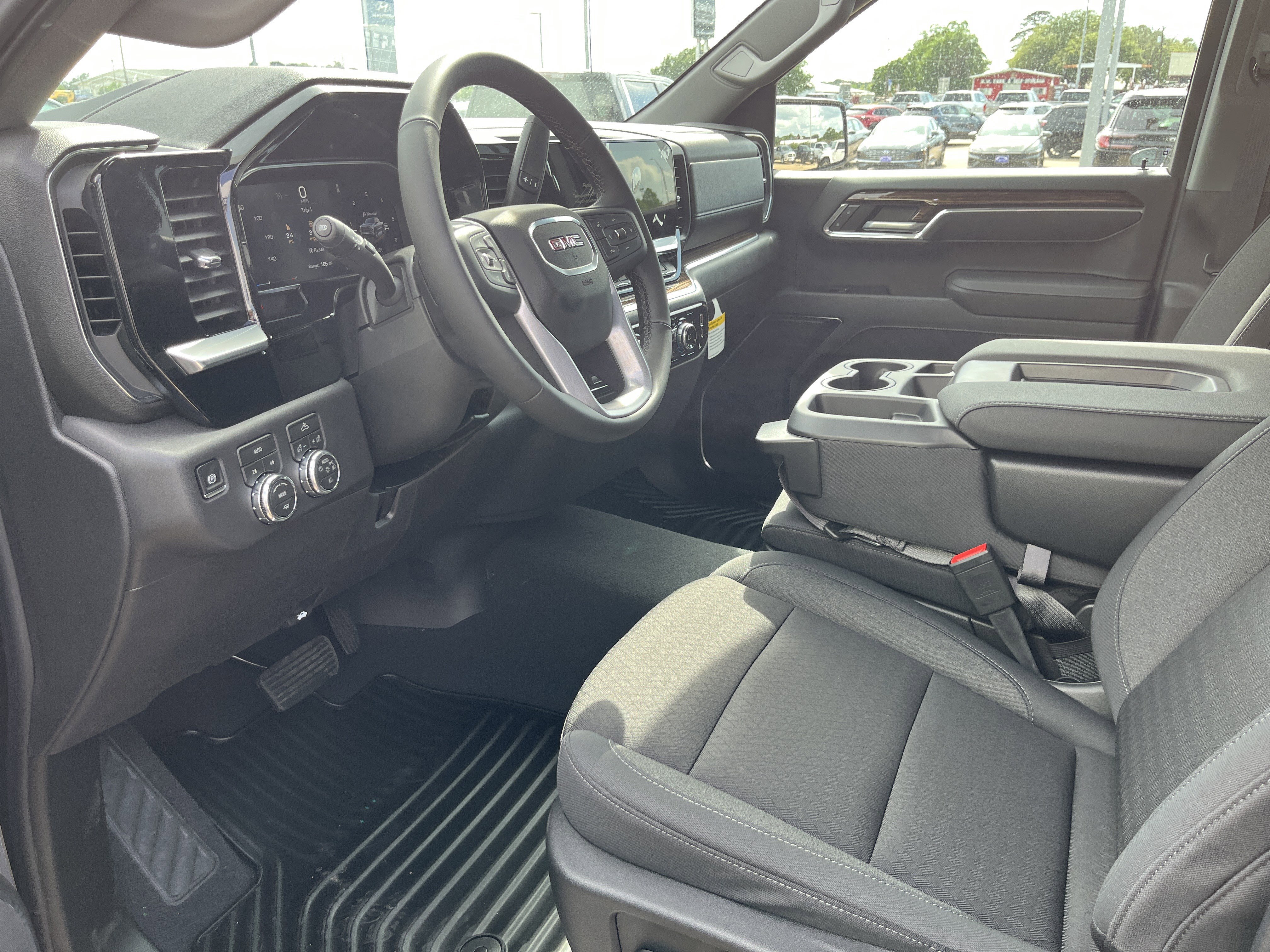 New 2026 GMC Sierra 1500 Elevation AWD/4WD image 8