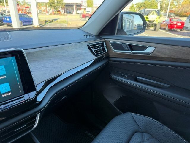 New 2026 Volkswagen Atlas SE AWD/4WD image 18