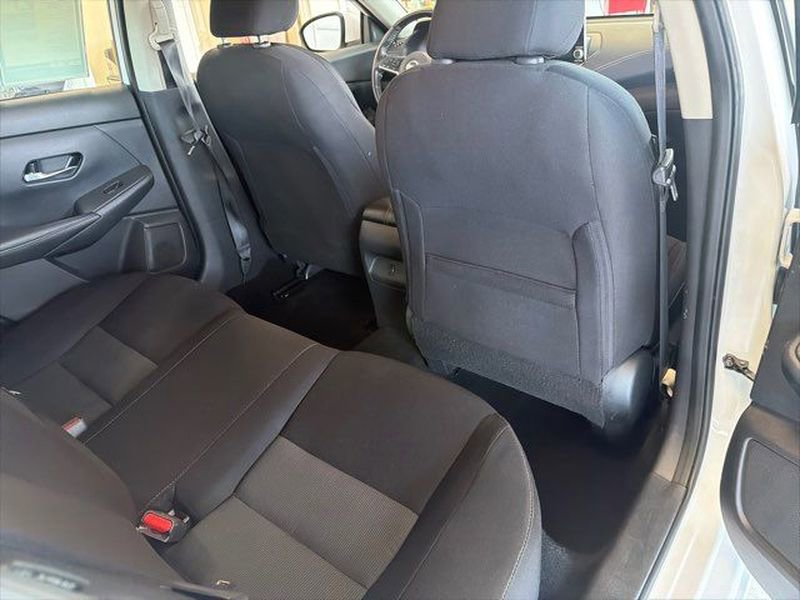 Used 2021 Nissan Sentra SV image 11