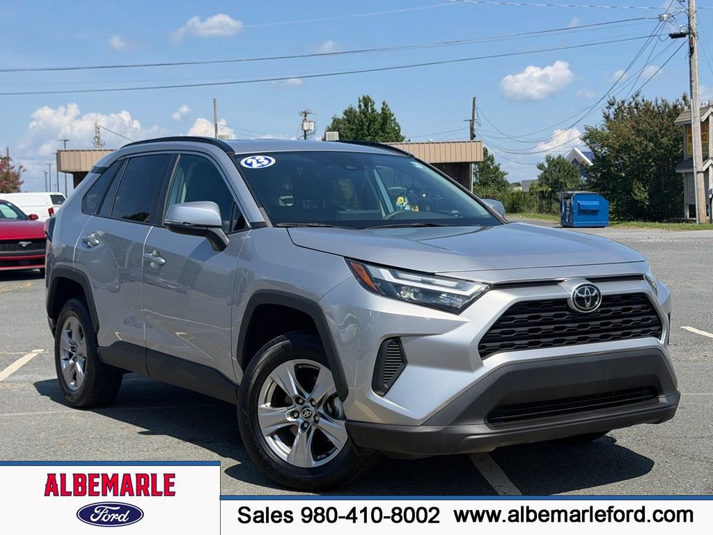 Used 2023 Toyota RAV4 XLE FWD image 1