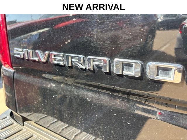 Used 2020 Chevrolet Silverado 1500 Custom w/ Custom Value Package image 8