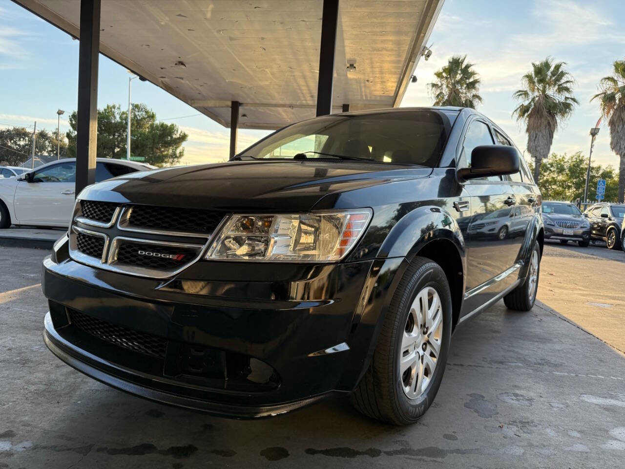 Used 2015 Dodge Journey American Value Package image 2
