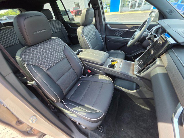 Used 2024 GMC Acadia Denali w/ Super Cruise Package AWD/4WD image 13