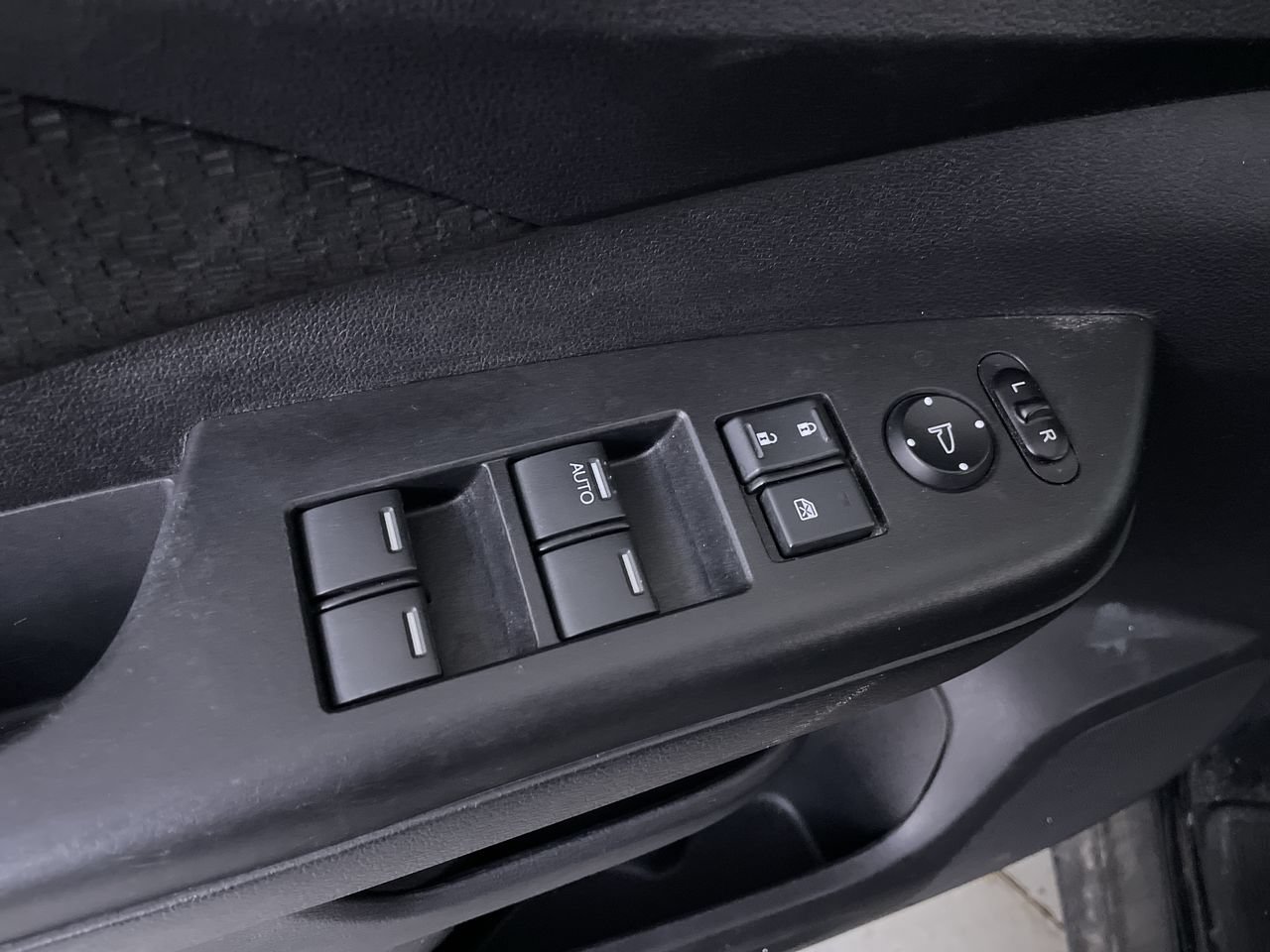 Used 2016 Honda CR-V EX image 11