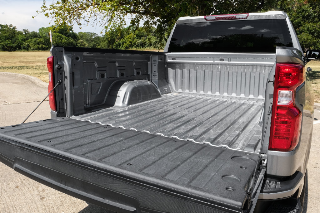 Used 2024 Chevrolet Silverado 1500 Custom RWD image 56