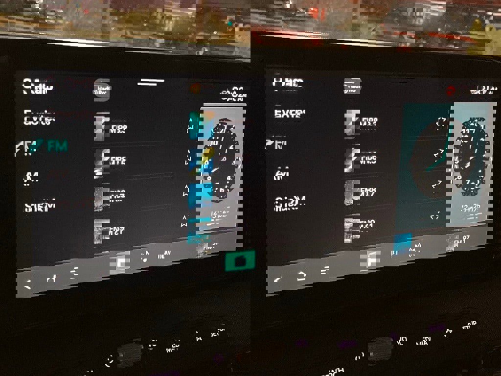 Used 2025 Kia K4 LXS image 19