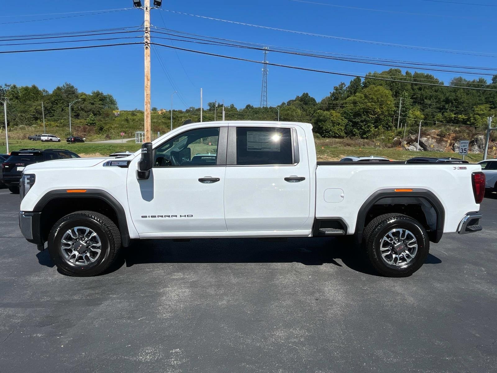 New 2026 GMC Sierra 3500 Pro w/ Convenience Package image 7
