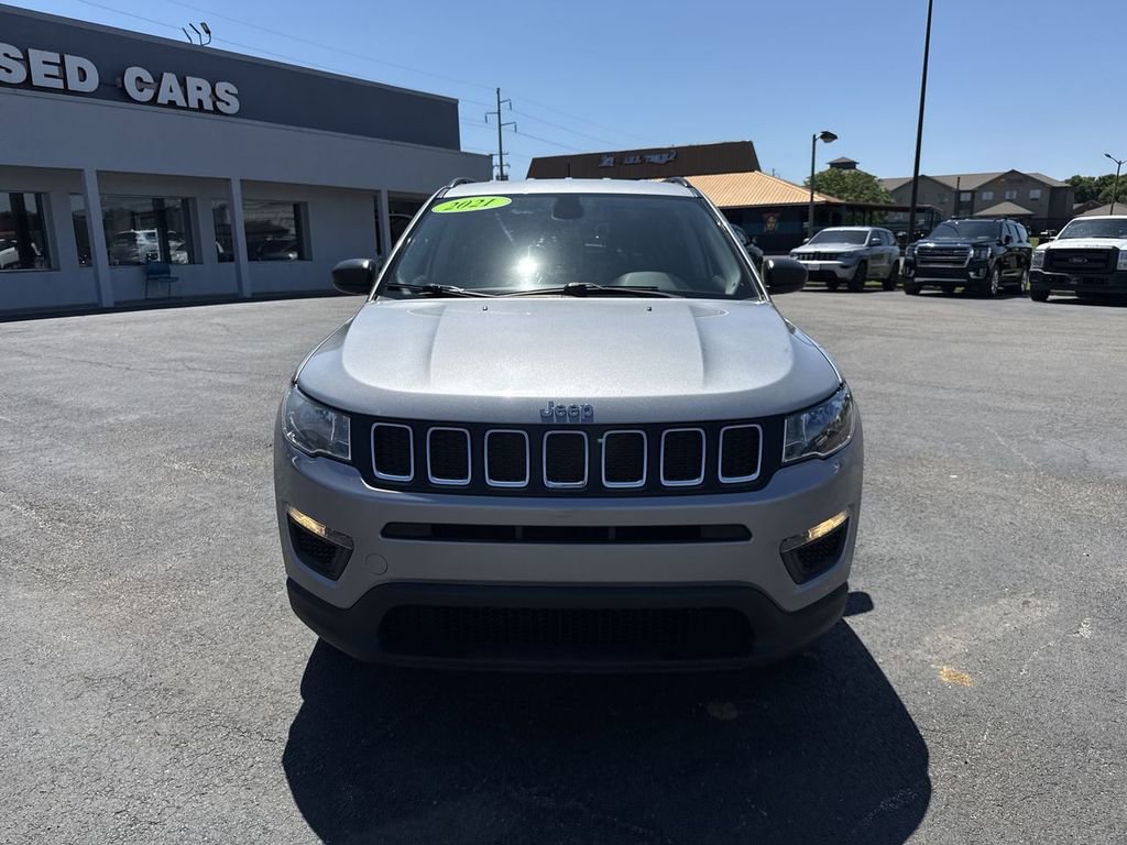 Used 2021 Jeep Compass Sport w/ Cold Weather Group AWD/4WD image 16