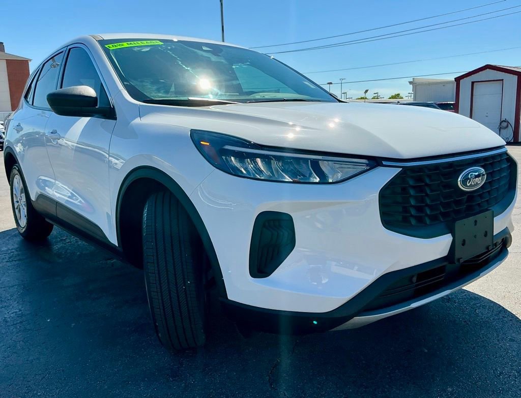 Used 2024 Ford Escape Active w/ Tech Pack #1 image 2