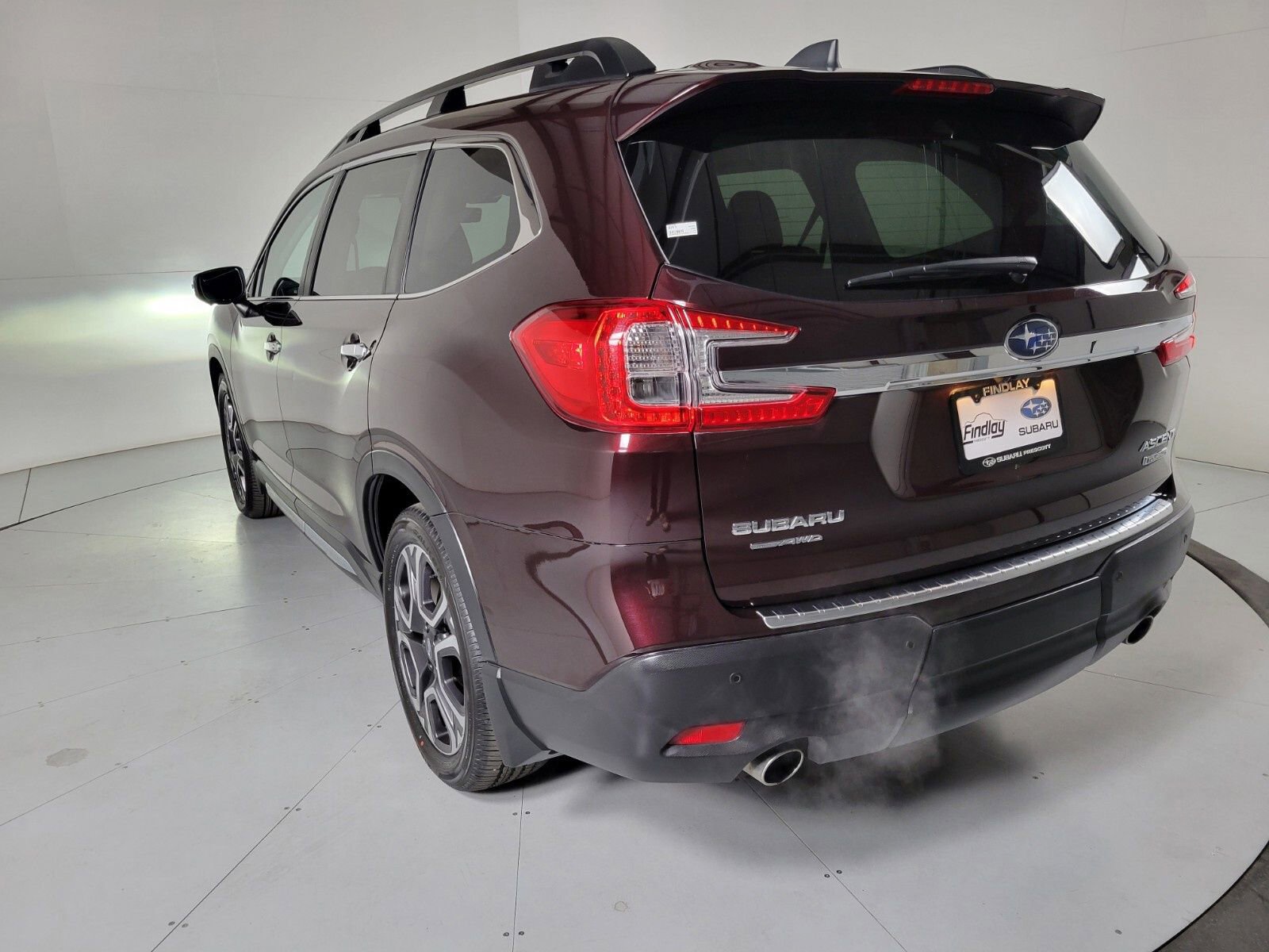 Used 2023 Subaru Ascent Touring image 6