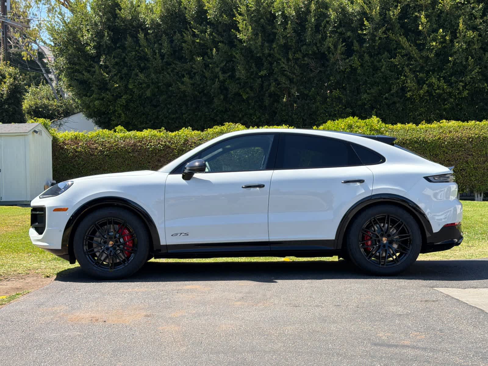 New 2026 Porsche Cayenne GTS AWD/4WD image 2