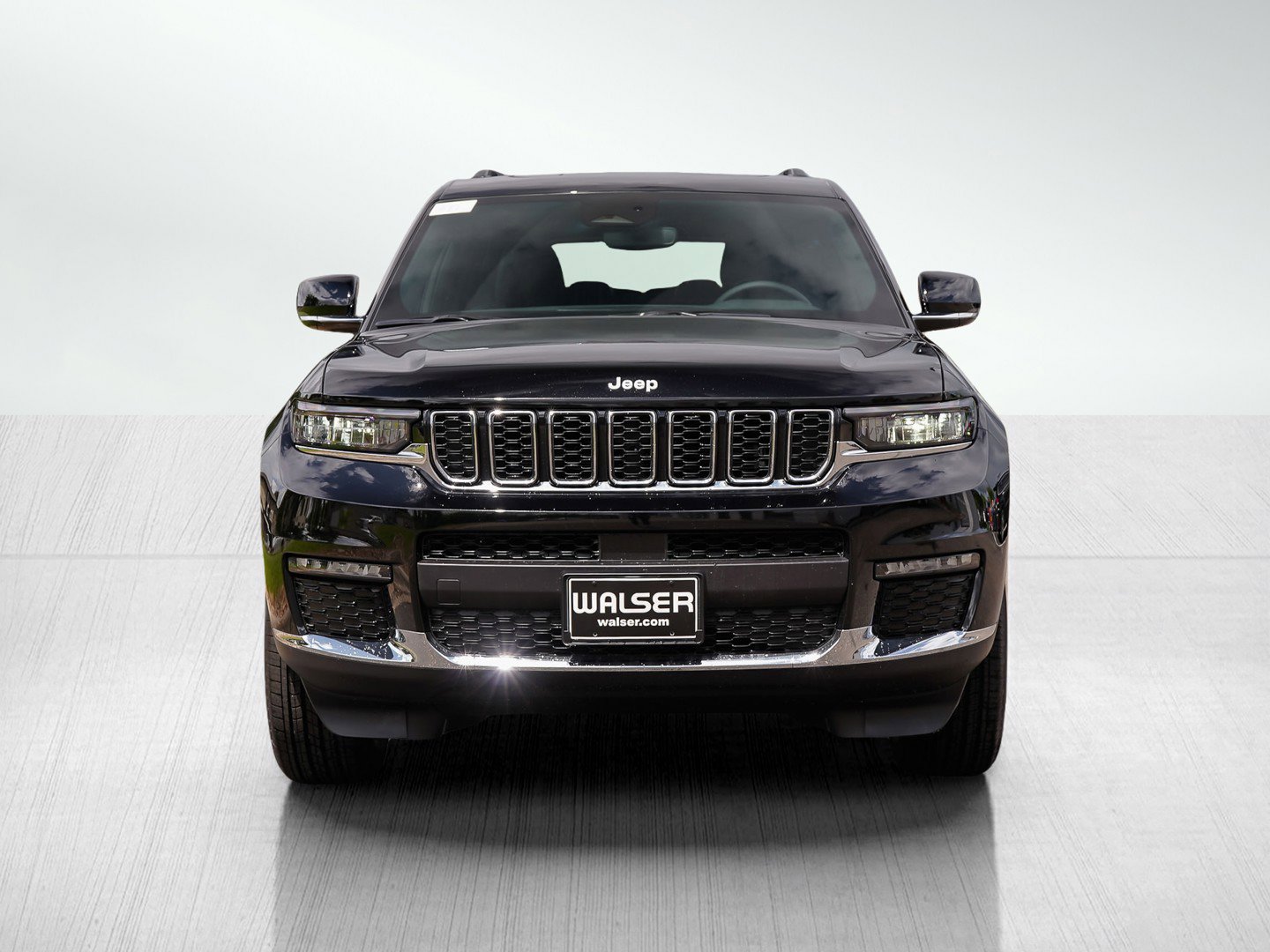 New 2025 Jeep Grand Cherokee L Limited w/ Trailer Tow Package image 2