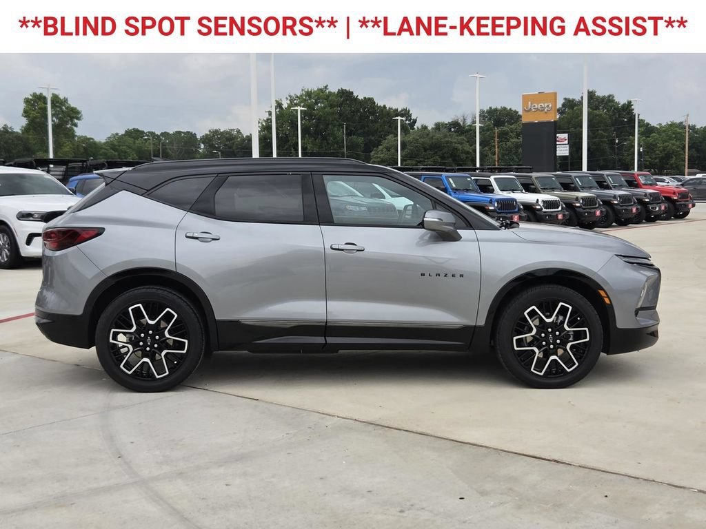 Used 2023 Chevrolet Blazer RS w/ Driver Confidence II Package AWD/4WD image 10