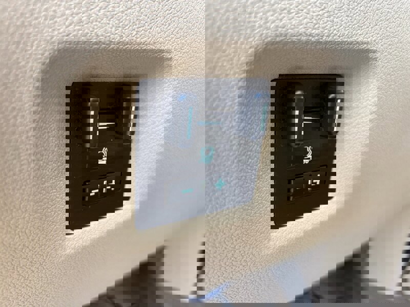 Used 2012 GMC Sierra 1500 SLT w/ SLT Convenience Package image 27