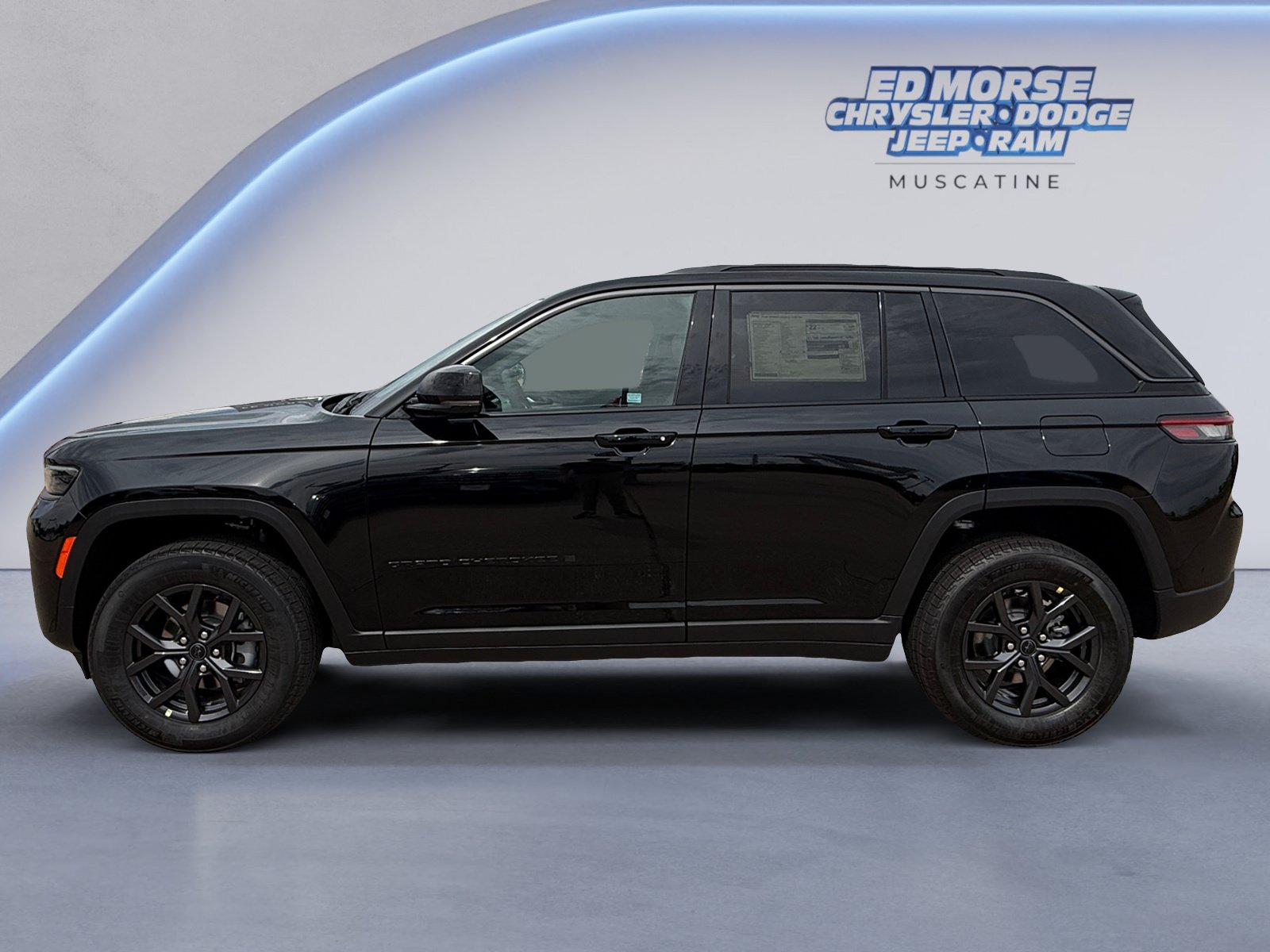 New 2027 Jeep Grand Cherokee 4WD image 2