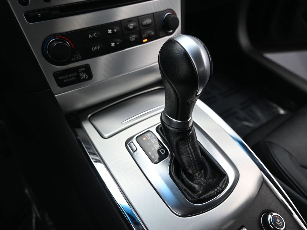 Used 2014 INFINITI Q60 Convertible w/ Premium Package image 30