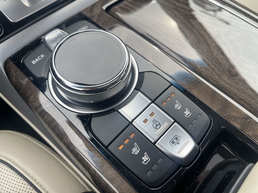 Used 2018 Genesis G90 5.0 Ultimate image 30
