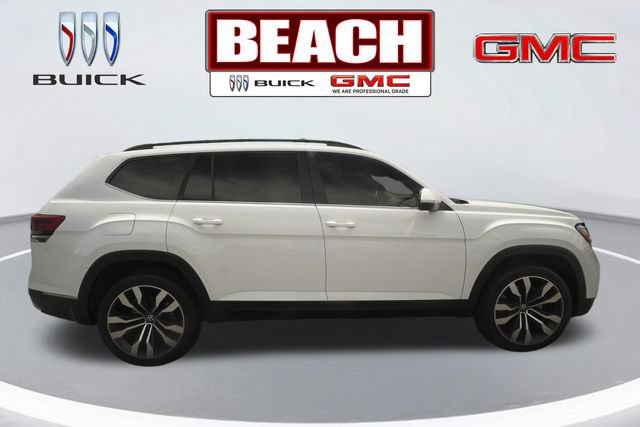 Used 2022 Volkswagen Atlas SE FWD image 2