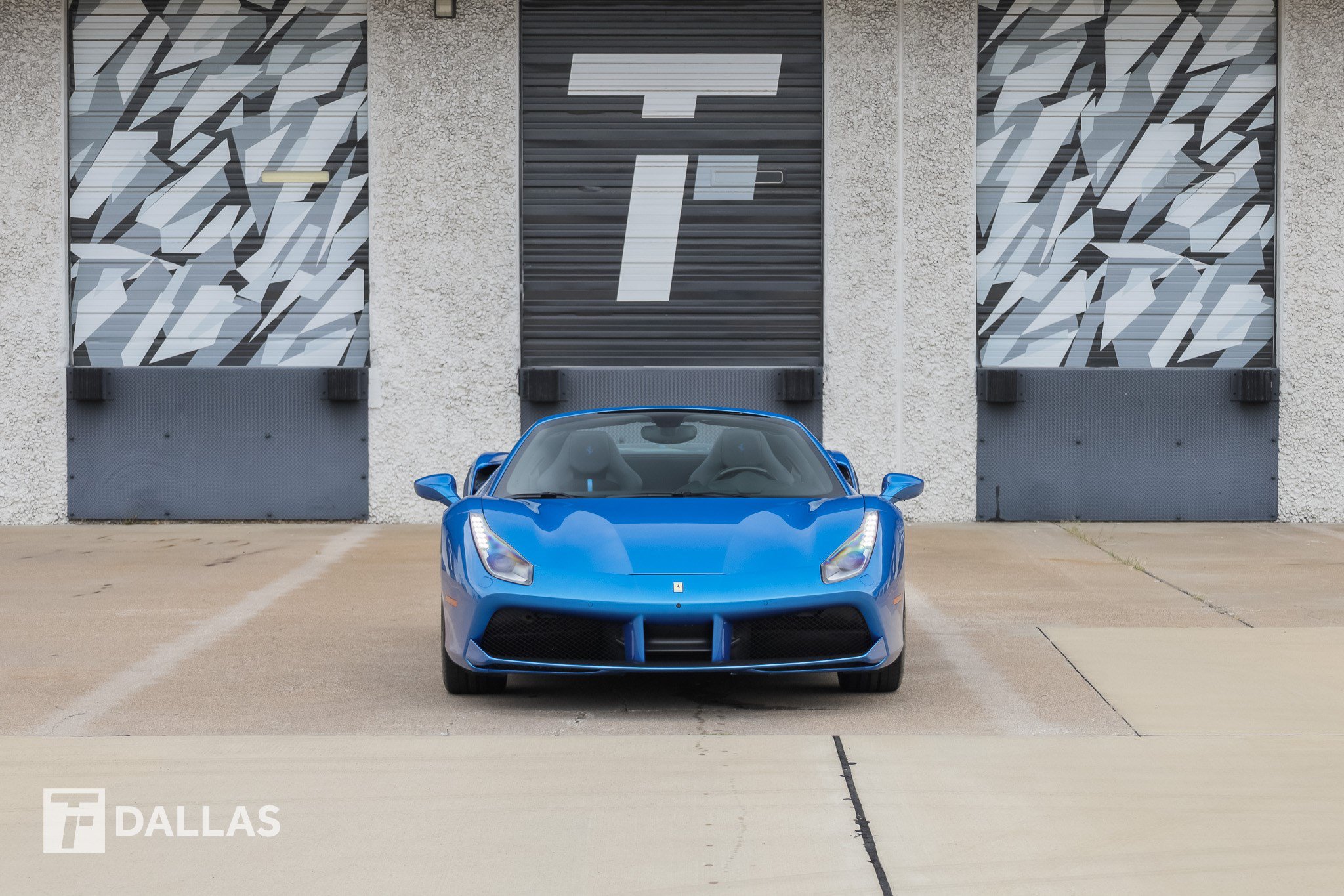 Used 2018 Ferrari 488 Spider RWD image 3