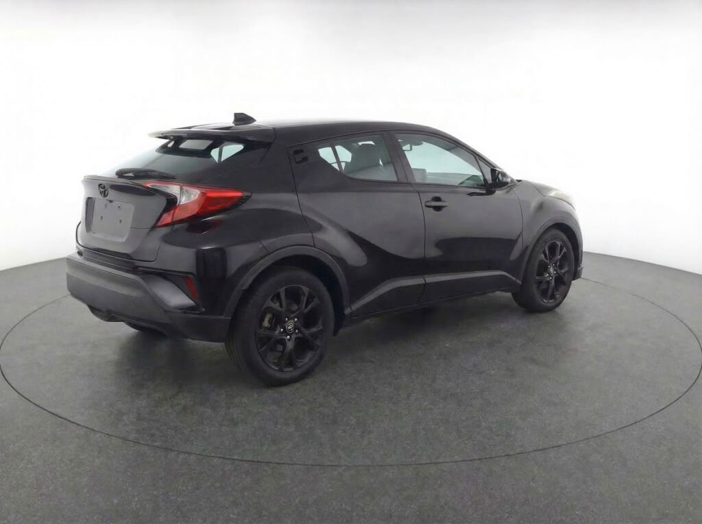 Used 2022 Toyota C-HR Nightshade image 37