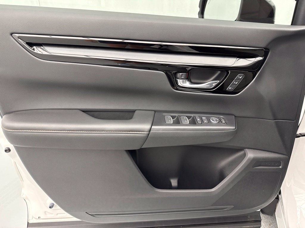 Used 2025 Honda CR-V Sport Touring image 20