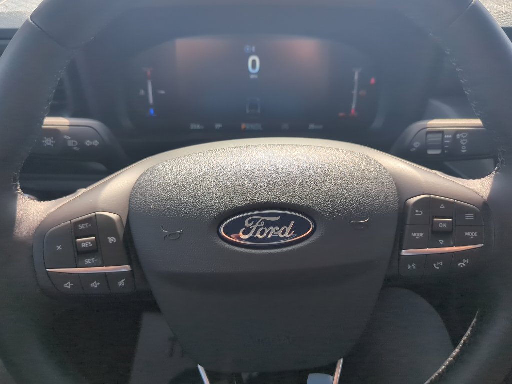 New 2025 Ford Maverick XLT w/ XLT Luxury Package image 14