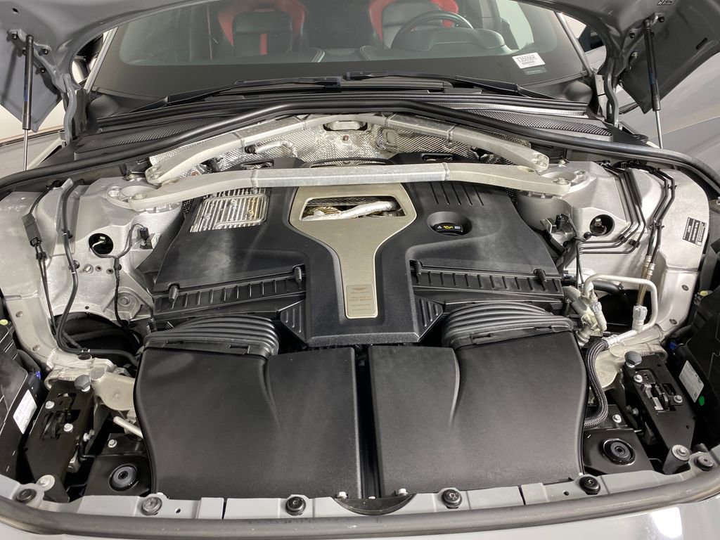 Used 2024 Aston Martin DBX 707 image 34