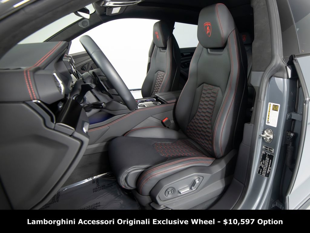 Used 2024 Lamborghini Urus S AWD/4WD image 38