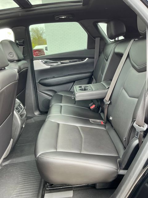 Used 2021 Cadillac XT5 Premium Luxury AWD/4WD image 12