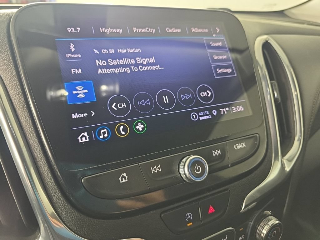 Used 2023 Chevrolet Equinox Premier AWD/4WD image 17
