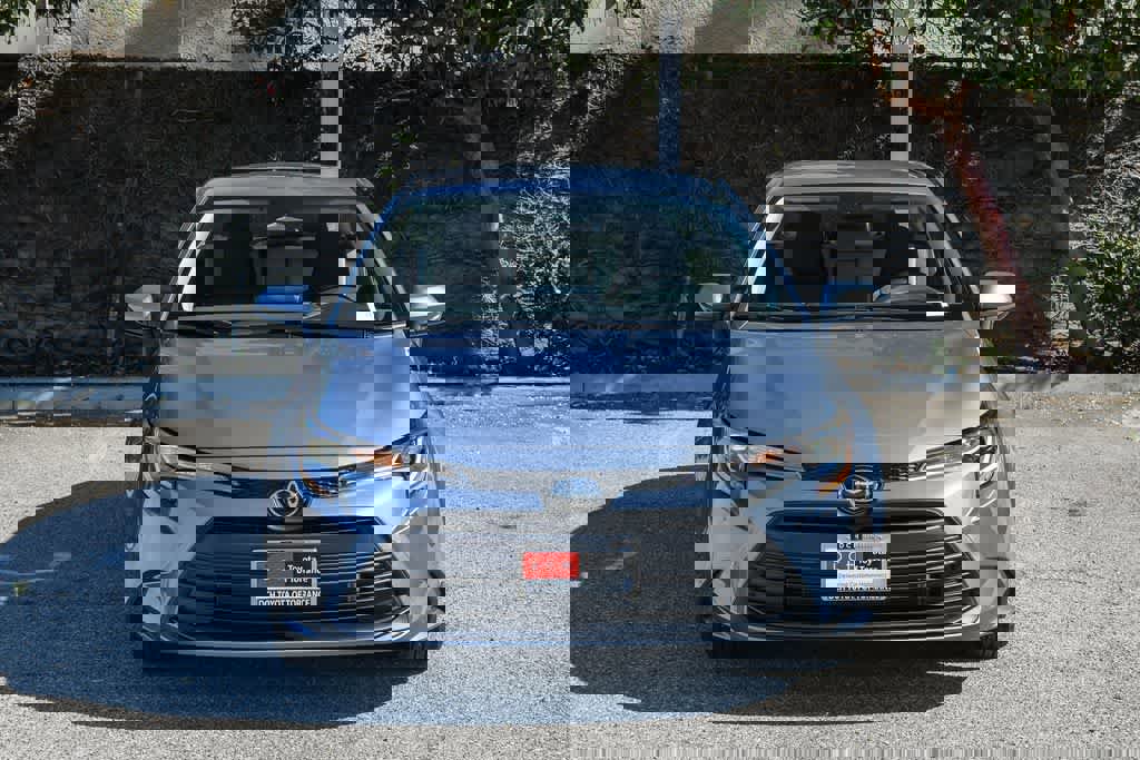 New 2026 Toyota Corolla LE image 2