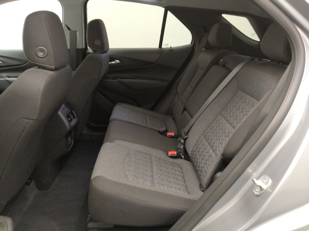Used 2023 Chevrolet Equinox LT FWD image 18