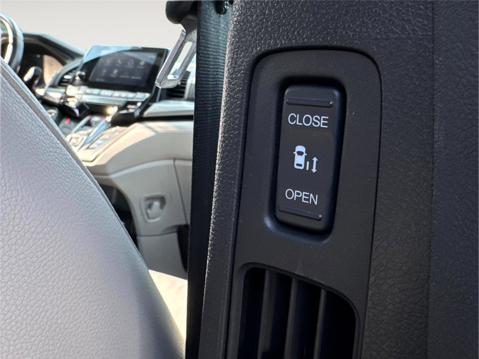 Used 2019 Honda Odyssey EX-L image 25