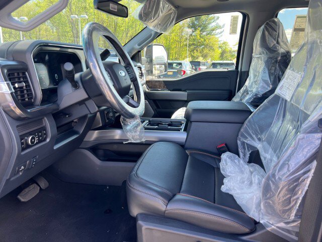 New 2026 Ford F350 Lariat AWD/4WD image 14